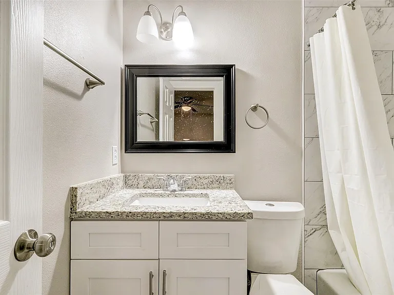 820 Stadium Dr — Photo 13