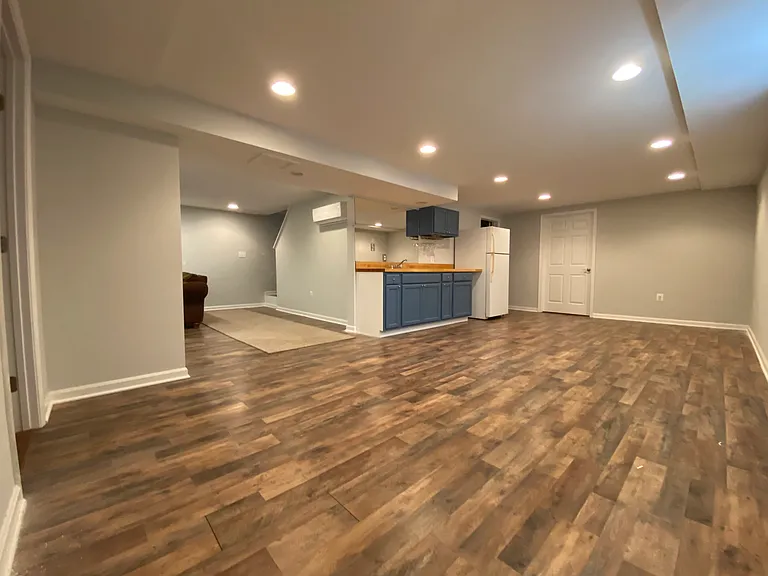 1006 Young Pl — Photo 11