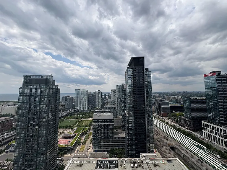 3 Concord Cityplace Way #3902 — Photo 1