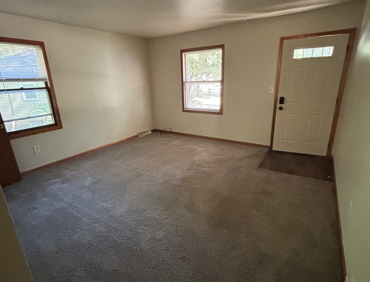 3 bed, 1500 sqft, $1,795 — Photo 2