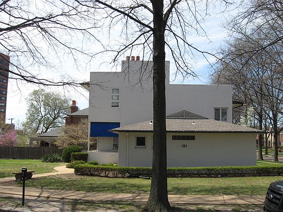 3rd image of 8106 Westmoreland Ave