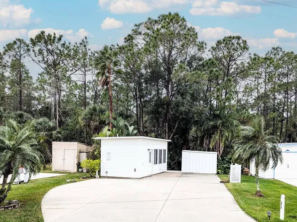 373 Plantation Dr, Titusville, FL 32780