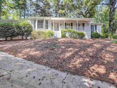 828 Riverchase Pkwy W, Hoover, AL, 35244
