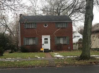 537 9th St, Oakmont, PA