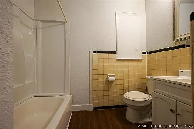 1410 Martin Luther King Dr — Photo 18