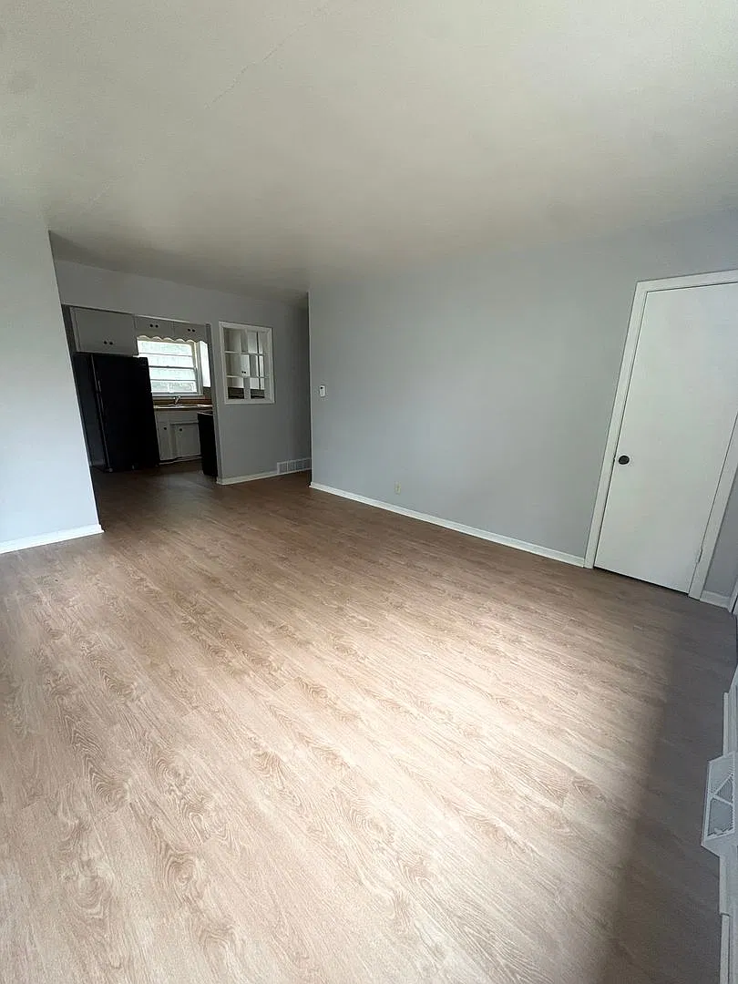 3 Bedroom 1 Bathroom, Coming Soon! — Photo 2