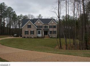 3401 Hunton Ridge Dr, Glen Allen, VA 23059