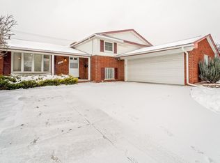 10924 Buckingham Ct, Allen Park, MI 48101