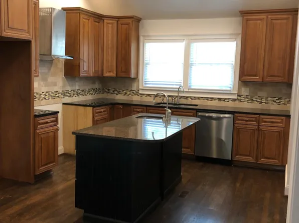 1239 Arborvista Dr, Atlanta, GA 30329