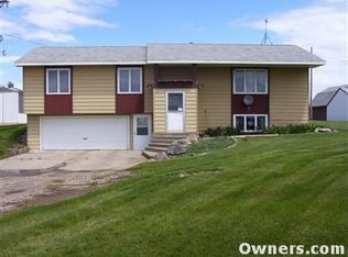 2017 21st St SW, Huron, SD 57350