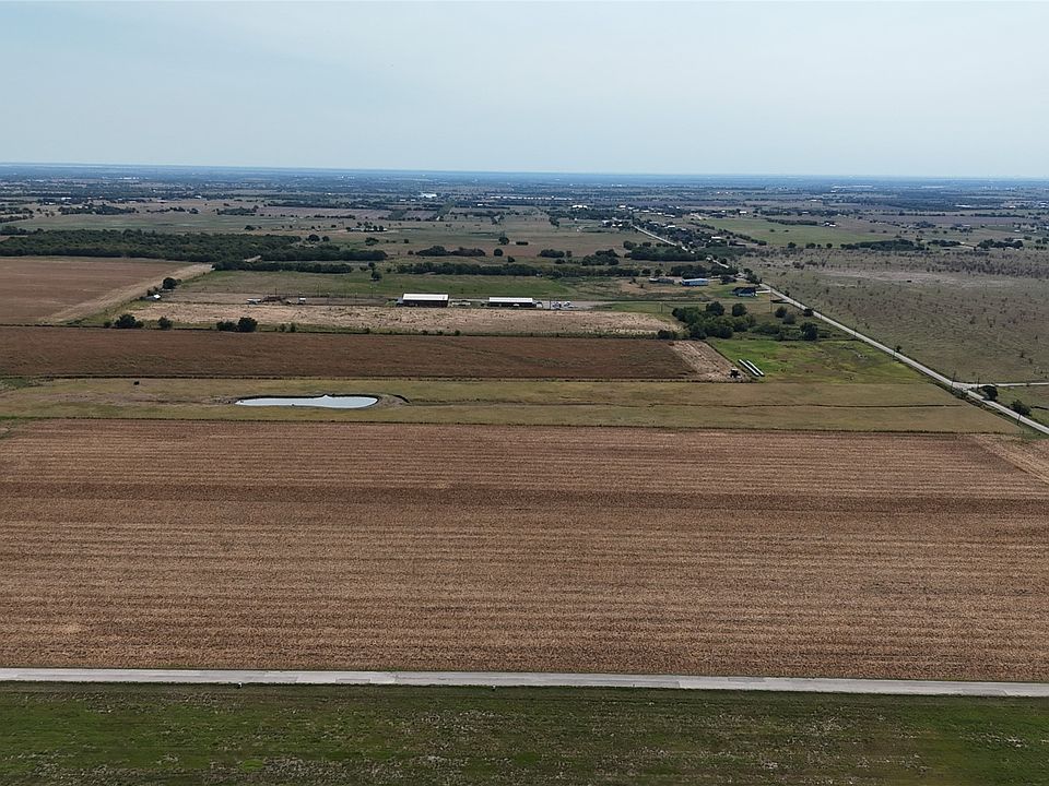 2nd image of Hawkeye Rd