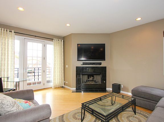 2nd image of 1515 N Talman Ave APT 2N