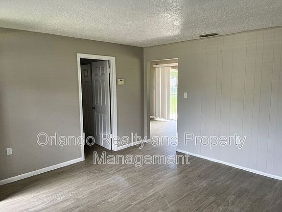 4th image of 5017 Elese St