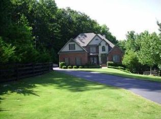 8990 Saddle Trl, Ball Ground, GA 30107