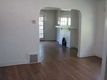 3rd image of 264 Victor Ave