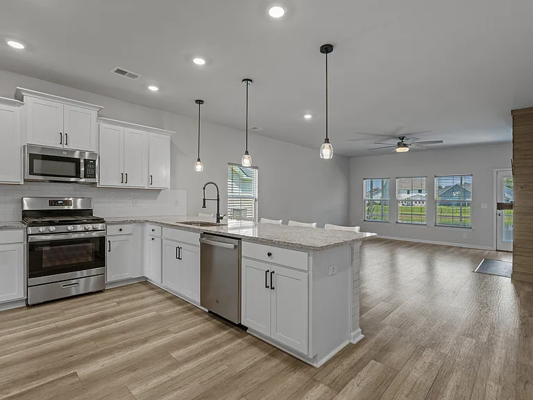 135 Empyrean Cir — Photo 7