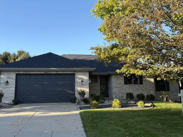 2938 Yale Dr, Janesville, WI 53548