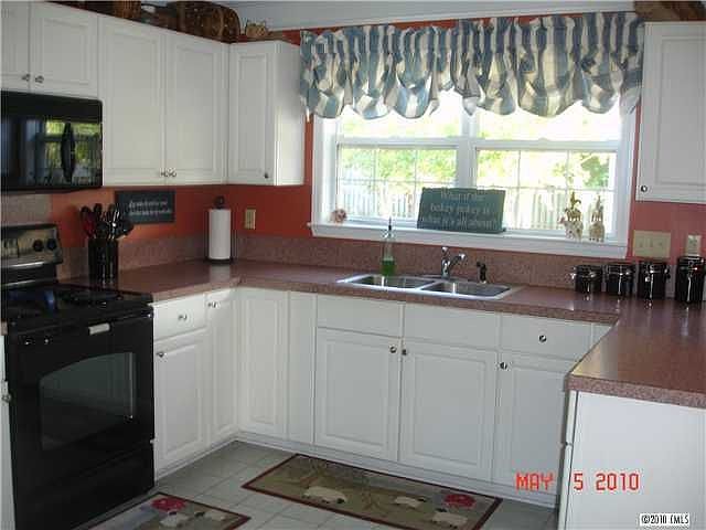 2nd image of 3556 Cedar Springs Dr SW