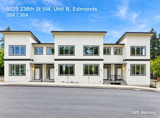 8029 238th St SW UNIT B, Edmonds, WA 98026