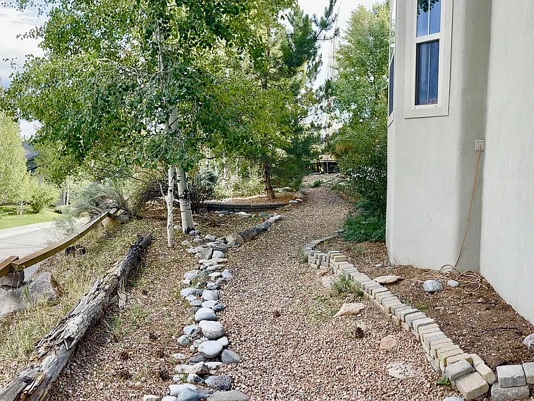 Gravel pathway in side yard