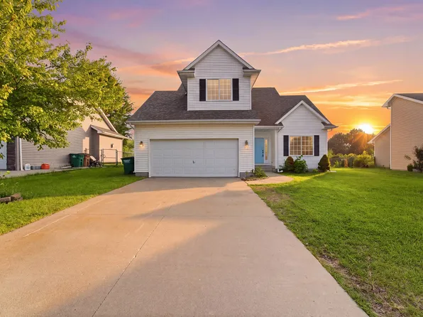 706 Filmore Ave SE, Bondurant, IA 50035