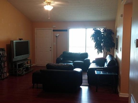 5th image of 141 Melinda Dr
