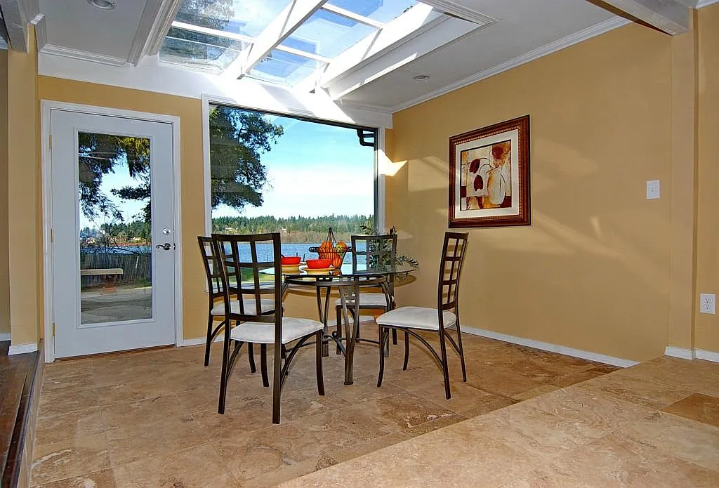 3 bed, 1950 sqft, $5,000 — Photo 3