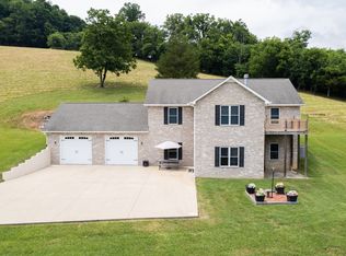 28 Windy Hollow Ln, Elmwood, TN 38560