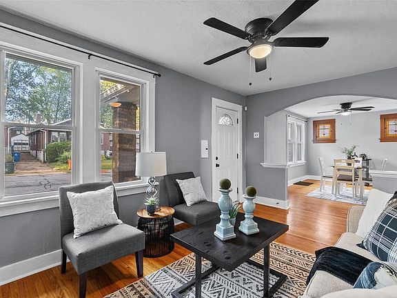 4th image of 8125 Toddy Ave