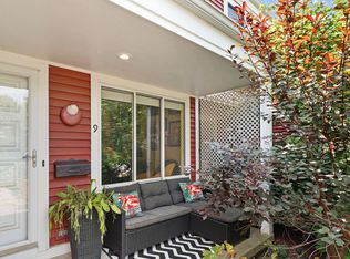 9 Mountain Ash Trl, Madison, WI 53717