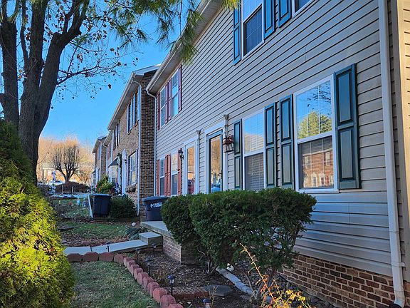 4th image of 2398 Breckenridge Ct