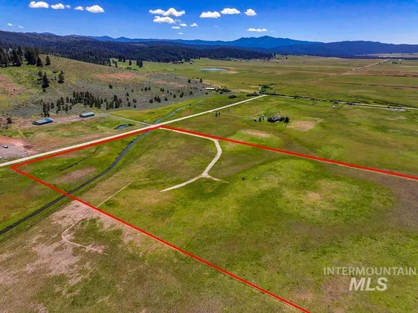 13229 Finlandia Rd, Donnelly, ID 83615