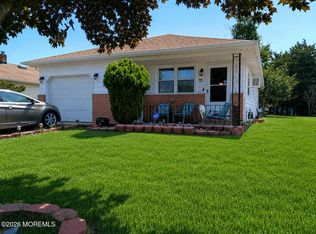 77 Puerto Vallarta Street, Toms River, NJ 08757