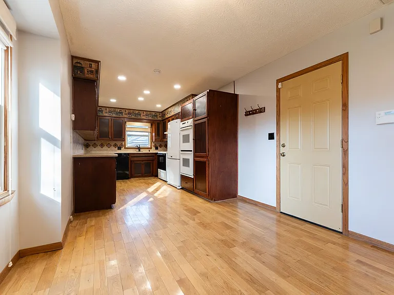 3645 S Ferguson Ave — Photo 11