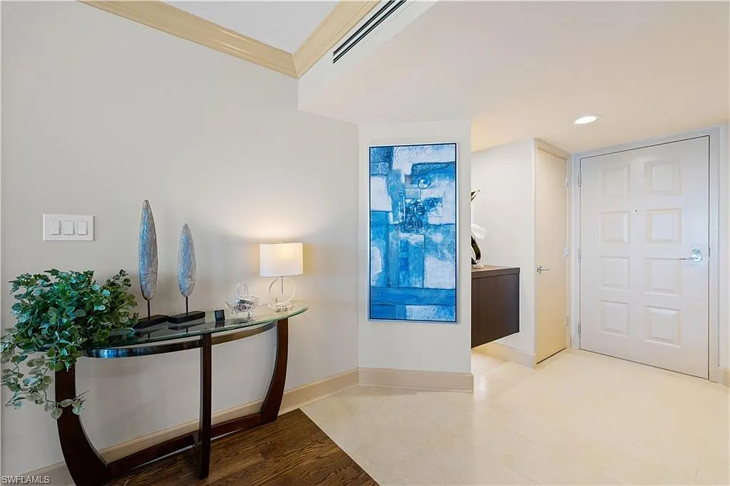 2 bed, 2.0 bath, 1620 sqft, $22,000 — Photo 3
