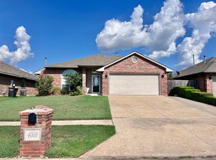 4008 Green Apple Dr, Moore, OK 73160