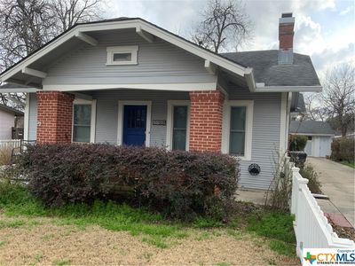 1059 E College St, Seguin, TX, 78155