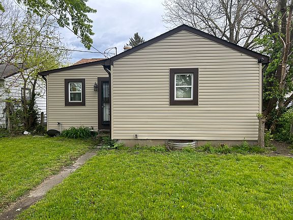 2nd image of 1030 Winfield Ave