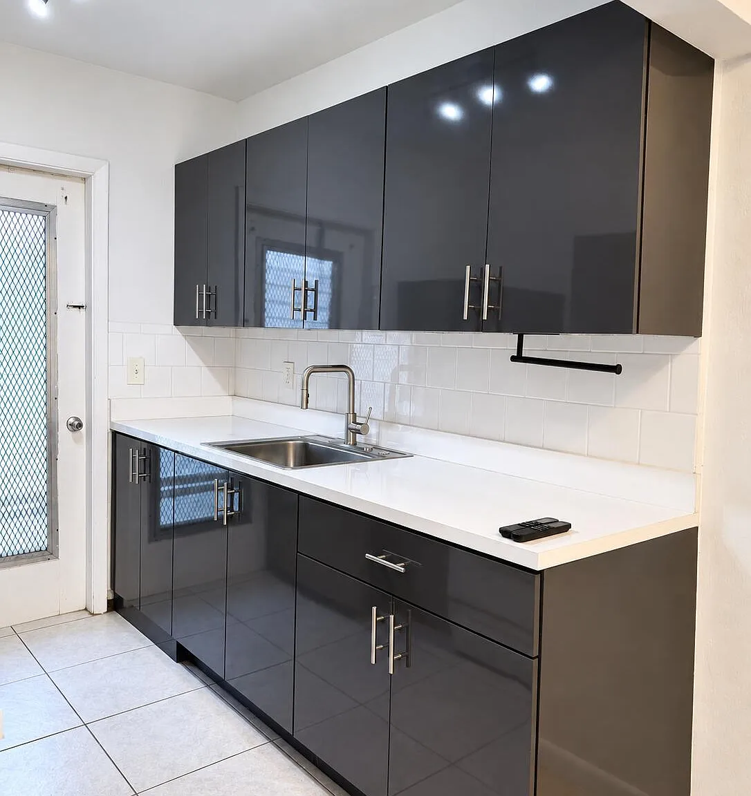 1 bed, 1.0 bath, 650 sqft, $1,549 — Photo 2