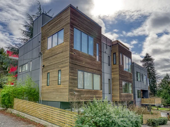 7410 Sunnyside Ave N, Seattle, WA 98103