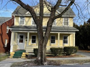 718 N Montgomery St, Hollidaysburg, PA 16648