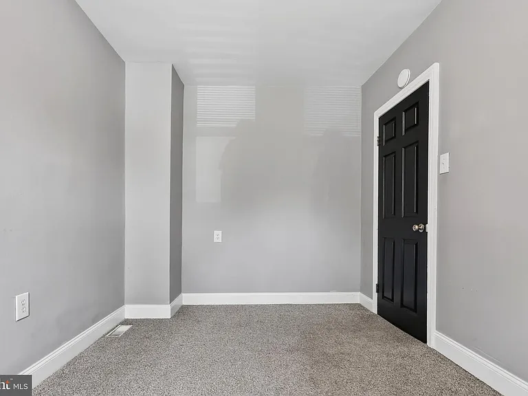 603 Maple St — Photo 8