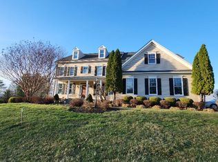 16527 Hampton Rd, Hamilton, VA 20158