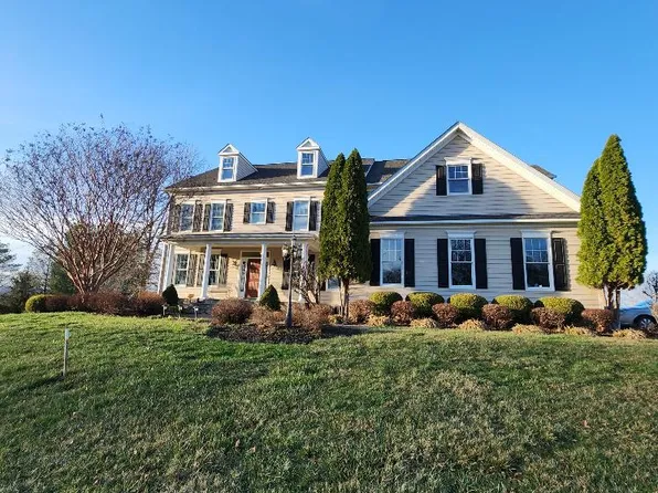 16527 Hampton Rd, Hamilton, VA 20158