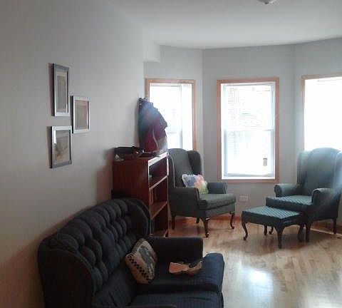 3rd image of 2834 N Hamlin Ave #1