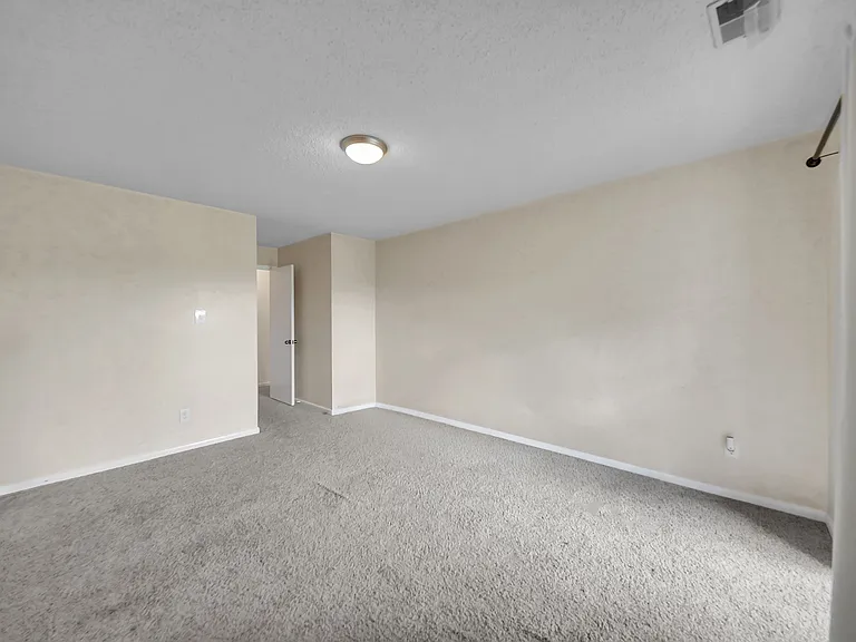 1725 Grand Bay Dr #MAIN — Photo 30