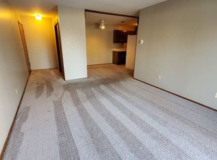 6868 Kathleen Ct #2, Franklin, WI 53132