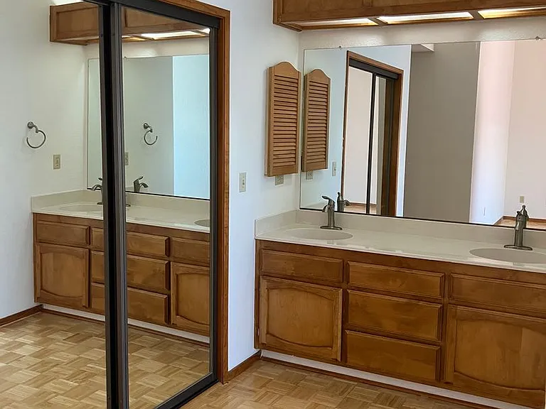 2313 Chapparal Pl — Photo 15