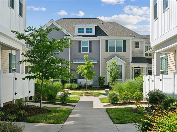 418 Fishers Ct, Hampton, VA 23666