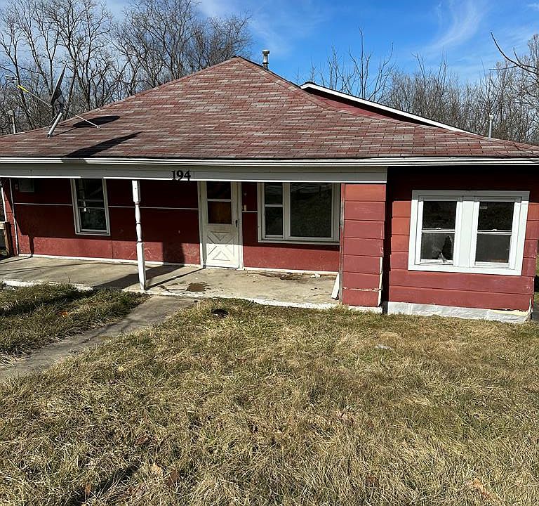 1st image of 194 Dearing Dr